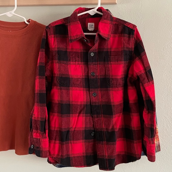 Lot of fall flannels and thermal, Gap, Cat & Jack - Picture 3 of 7